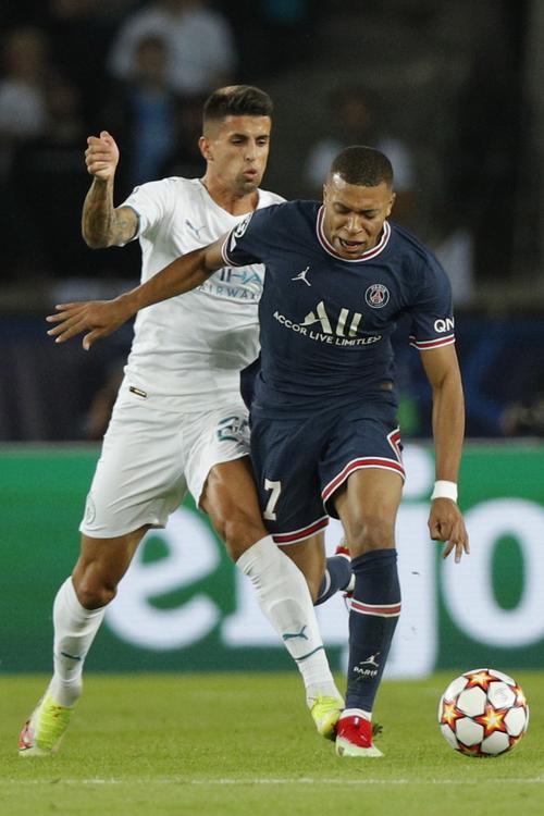Xavi Simons
